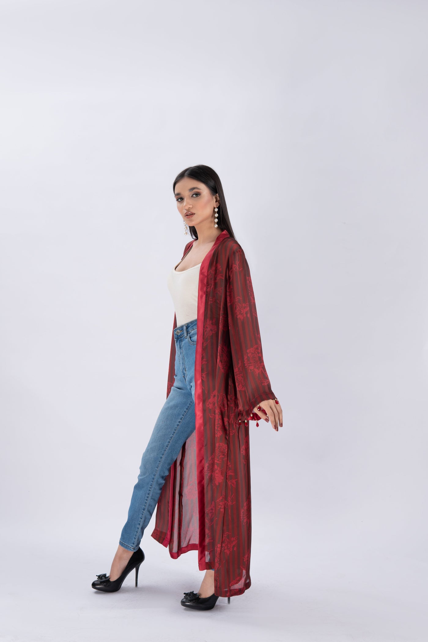 Chic Style Fashion Shrug - Maroon