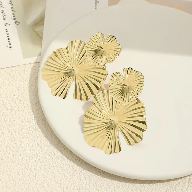 Gold Flower Earrings